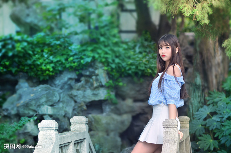 午夜女体启示无修版
